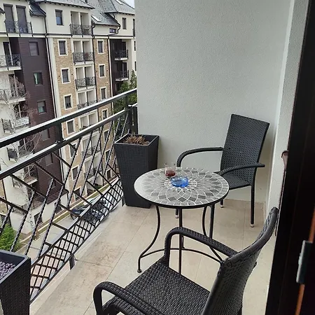 Elianna & Weelness 아파트 즐라티보