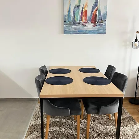 Elianna & Weelness 아파트 *